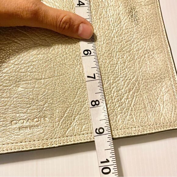 COACH Legacy Leather Gold Metallic iPad Clutch large 9x11.5 - Picture 11 of 12